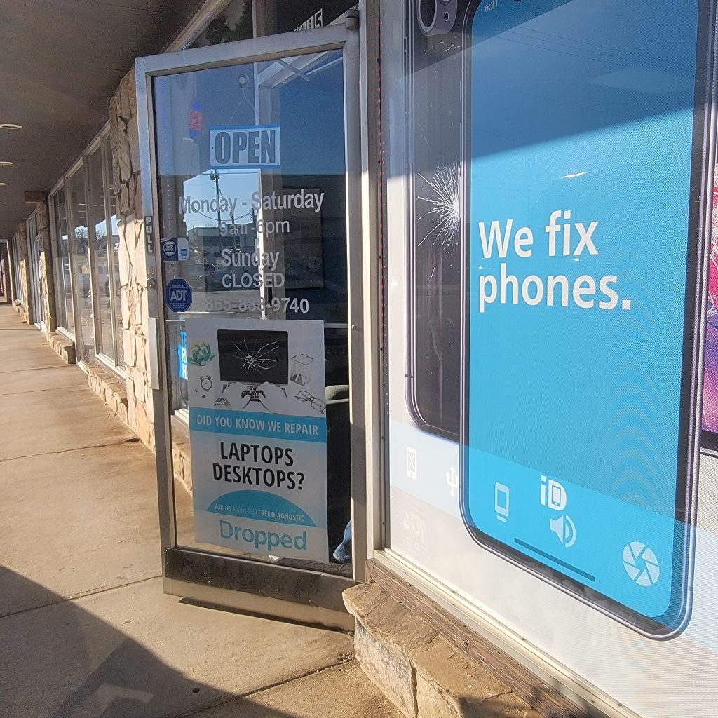 iDropped of Knoxville Kingston Pike Electronics Repair exterior storefront